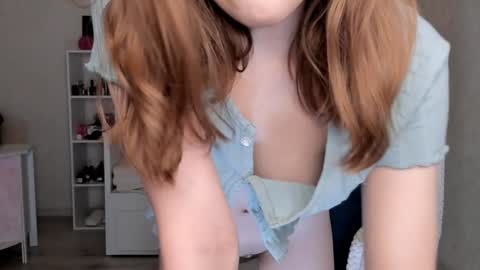 Molly online show from 7, 2, 2025