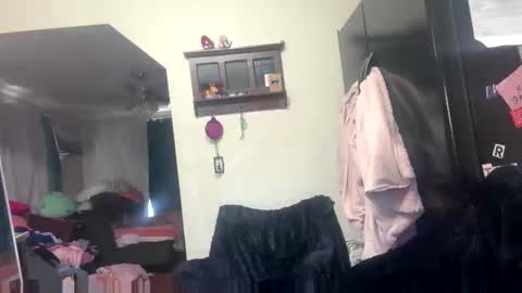 molly_theslut online show from 23, 3, 2026