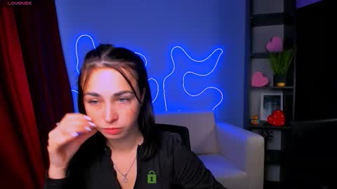 Snapshot of molly_xxx3 chatting on 2, 10, 2025 molly_xxx3 online show from 2, 10, 2025