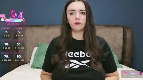 Snapshot of mollygreens chatting on 27, 10, 2025 Molly online show from 27, 10, 2025