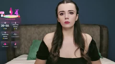 Snapshot of mollygreens chatting on 5, 11, 2025 Molly online show from 5, 11, 2025