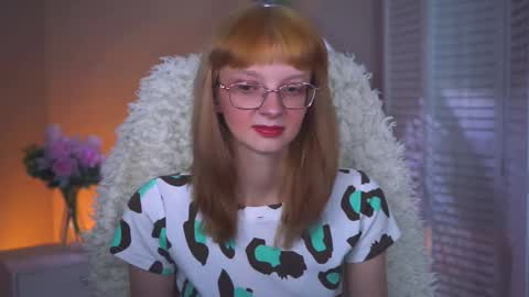 Snapshot of mollyjiggles chatting on 30, 9, 2025 mollyjiggles online show from 30, 9, 2025