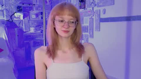 Snapshot of mollyjiggles chatting on 9, 10, 2025 mollyjiggles online show from 9, 10, 2025
