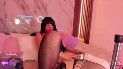 Snapshot of mollylewis18 chatting on 17, 9, 2025 New girl Emily Valentina Michelle online show from 17, 9, 2025