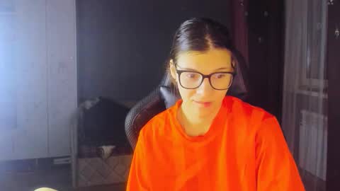  KIRA  online show from 25, 2, 2026