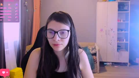  KIRA  online show from 22, 3, 2026