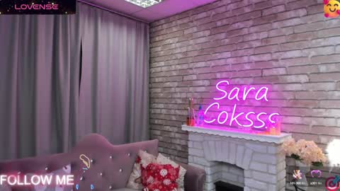 hi im Molly heregreat boobs big heart  warm pussy  online show from 28, 1, 2025