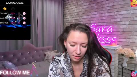 hi im Molly heregreat boobs big heart  warm pussy  online show from 2, 2, 2025