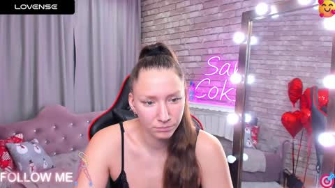 hi im Molly heregreat boobs big heart  warm pussy  online show from 28, 2, 2025