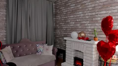 hi im Molly heregreat boobs big heart  warm pussy  online show from 1, 3, 2026