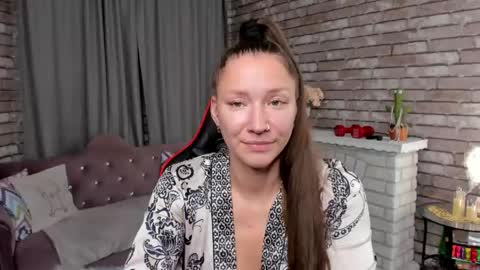 Snapshot of mollynay chatting on 25, 4, 2026 hi im Molly heregreat boobs big heart warm pussy online show from 25, 4, 2026
