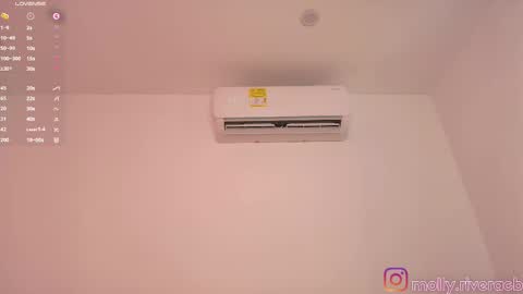 Molly  online show from 12, 3, 2025