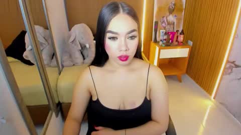 MOLLY online show from 13, 3, 2026