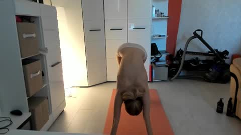 AngelMomm online show from 22, 2, 2025