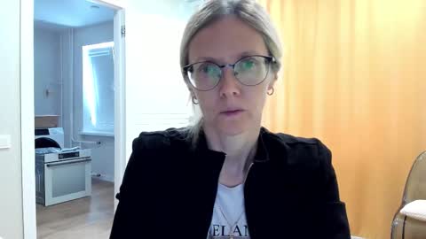 AngelMomm online show from 12, 10, 2025