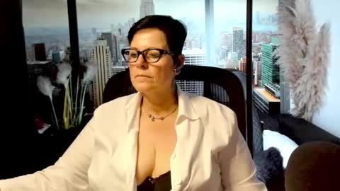 MollySun Nina Randmann online show from 3, 11, 2025