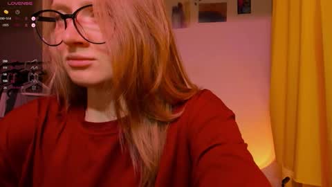 mollytucker online show from 16, 11, 2025