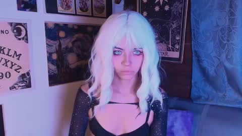 Snapshot of mollyycrystal chatting on 22, 9, 2025 mollyycrystal online show from 22, 9, 2025
