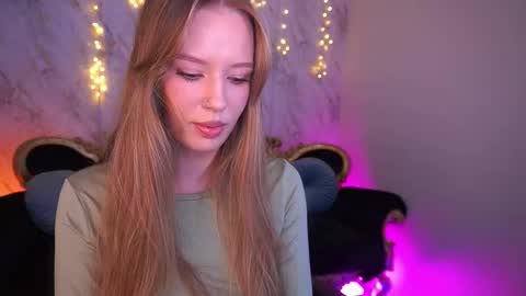 mollyymayy online show from 4, 2, 2026