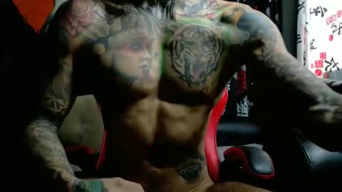 Snapshot of molotov_explosive chatting on 29, 10, 2025 Molotov online show from 29, 10, 2025