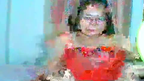 Snapshot of mombastic55 chatting on 25, 5, 2026 mombastic55 online show from 25, 5, 2026