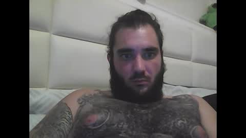 Snapshot of mommabearanpoppabear850 chatting on 27, 9, 2025 mommabearanpoppabear850 online show from 27, 9, 2025