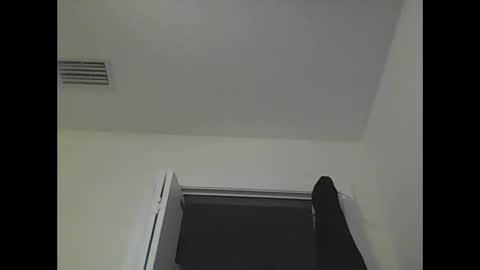 Snapshot of mommabearanpoppabear850 chatting on 22, 10, 2025 mommabearanpoppabear850 online show from 22, 10, 2025