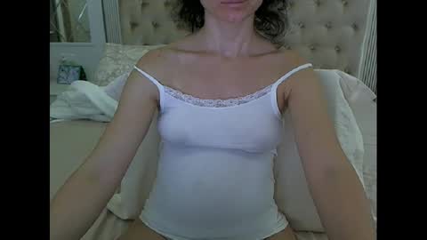 Snapshot of mommy4y chatting on 25, 12, 2024 Amy online show from 25, 12, 2024