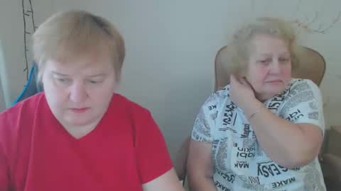 Snapshot of mommy99x chatting on 1, 3, 2025 Mommy99X online show from 1, 3, 2025