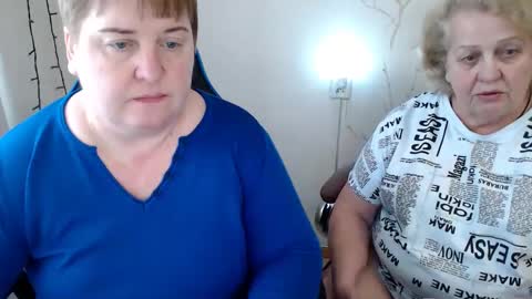 Snapshot of mommy99x chatting on 2, 3, 2025 Mommy99X online show from 2, 3, 2025