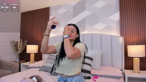 Snapshot of mommy_naughty_ chatting on 19, 9, 2025 Letty Smith online show from 19, 9, 2025
