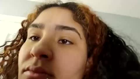 Snapshot of mommybubbles chatting on 2, 2, 2025 Mommy bubbles online show from 2, 2, 2025