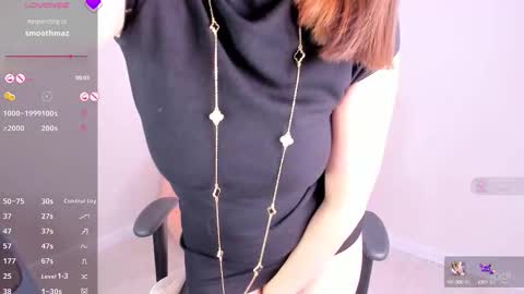 Snapshot of momo_ayase chatting on 4, 10, 2025 momo_ayase online show from 4, 10, 2025
