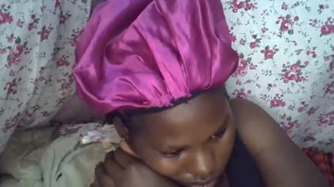 momsdoll online show from 8, 2, 2026