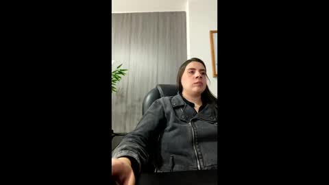 Mona online show from 30, 9, 2025