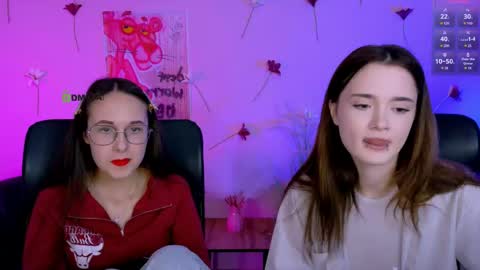Mona  online show from 30, 5, 2026