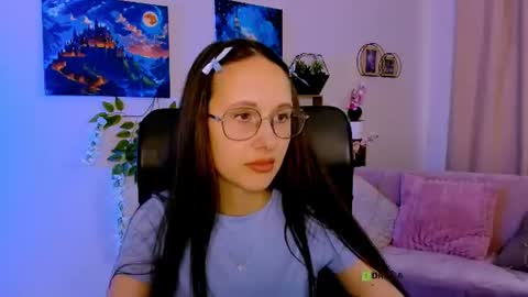 Mona  online show from 11, 7, 2026