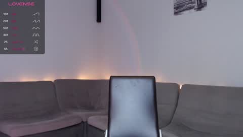 Hey Guys im Mona. PVT is Open Please Make me CUM online show from 13, 12, 2024