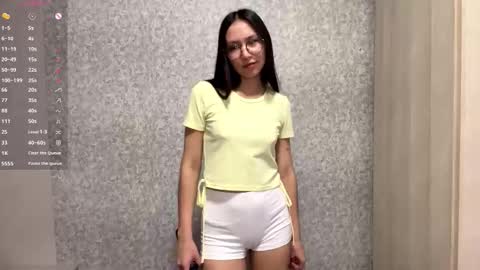 Snapshot of monacutee chatting on 15, 10, 2025 Mona online show from 15, 10, 2025