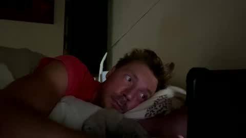 Snapshot of mondolorian chatting on 22, 10, 2025 Mondolorian online show from 22, 10, 2025