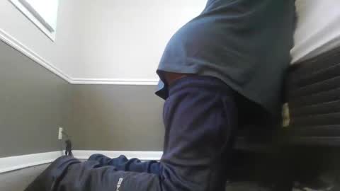 Snapshot of moneyboysaveg548 chatting on 18, 12, 2025 moneyboysaveg548 online show from 18, 12, 2025