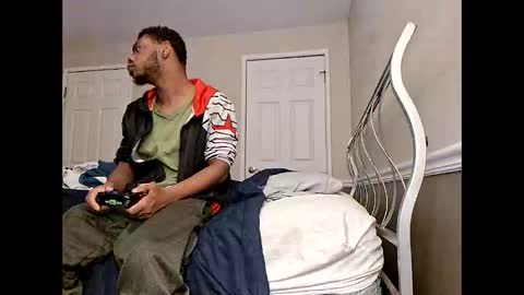 moneyboysaveg548 online show from 24, 2, 2026