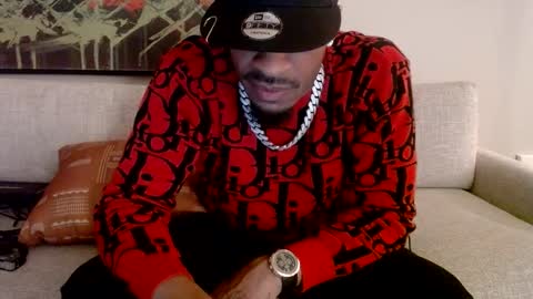 Snapshot of moneymanboy chatting on 25, 9, 2025 11nchmonster online show from 25, 9, 2025