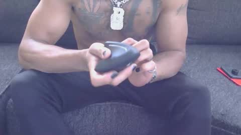 Snapshot of moneymanboy chatting on 2, 3, 2026 11nchmonster online show from 2, 3, 2026