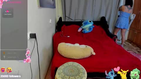 Monica Elder online show from 22, 10, 2025