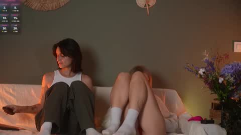 Snapshot of monica_law_ chatting on 4, 10, 2025 monica_law_ online show from 4, 10, 2025