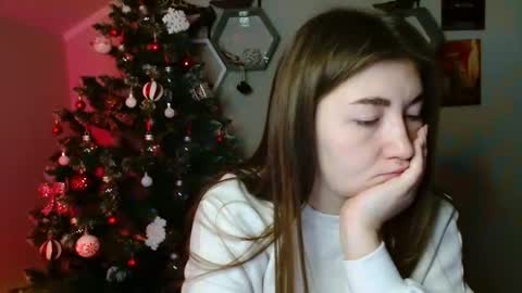 Snapshot of monica_sweets chatting on 15, 11, 2025 sweet girl and shine body online show from 15, 11, 2025