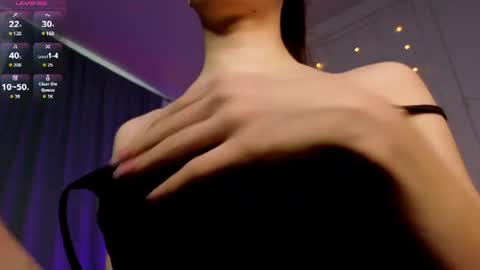 Hi  Im Monica  online show from 9, 7, 2026