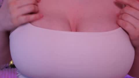 monicaasis online show from 8, 5, 2026