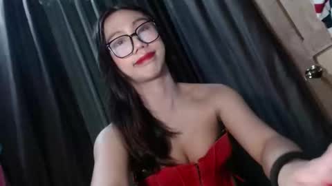 Snapshot of monicabrava69 chatting on 15, 12, 2025 MonicaBravaa online show from 15, 12, 2025